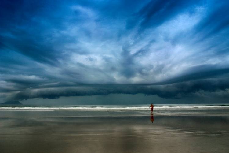 The storm surfer od Jose Eduardo F.