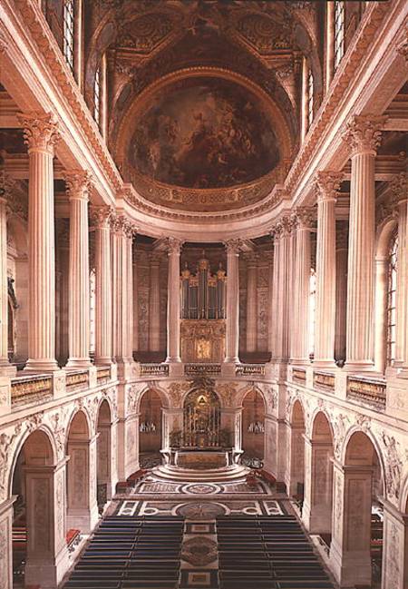 Interior view of the chapel od Jules Hardouin Mansart