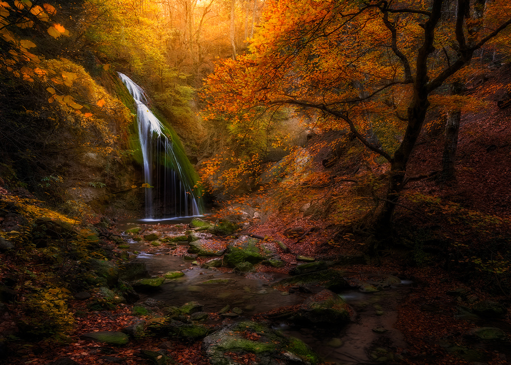Djur-Djur waterfall od Kirill Volkov