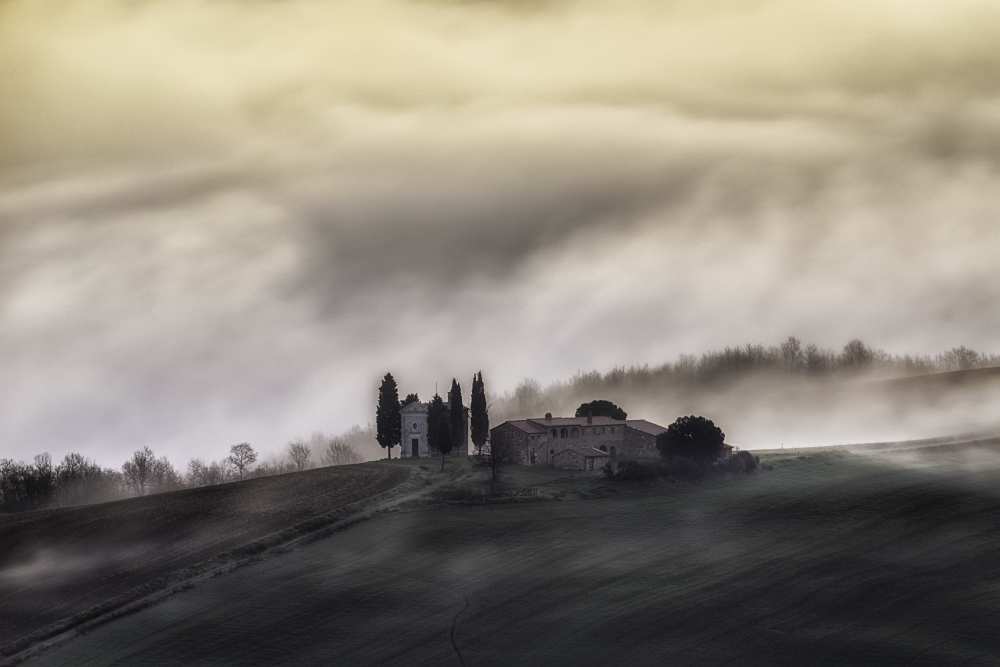 Church in the Sky !! od Luca Vescera