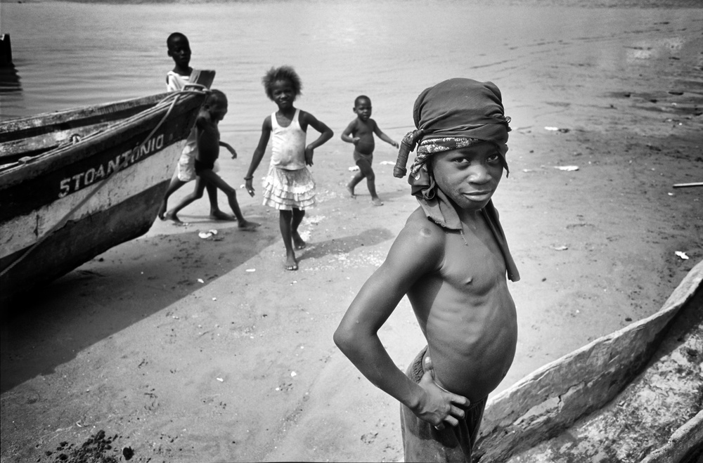 Angola - Fishermans village od Martin Froyda