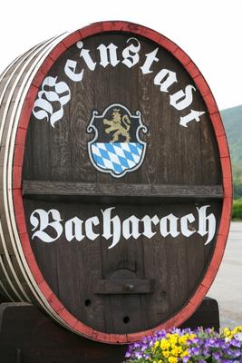 Weinstadt Bacharach od Martina Berg