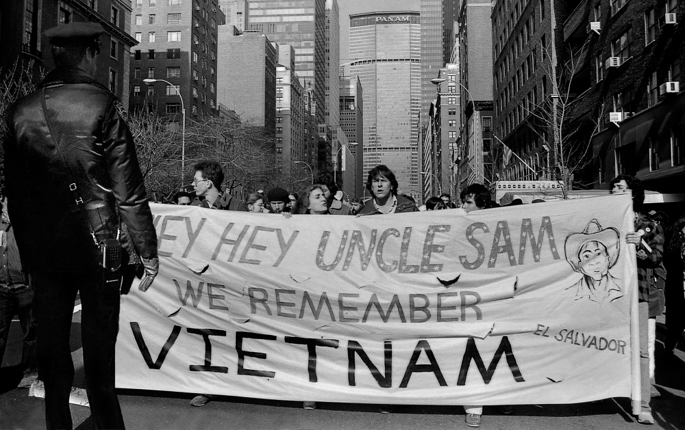 We Remember Vietnam od Michael Castellano
