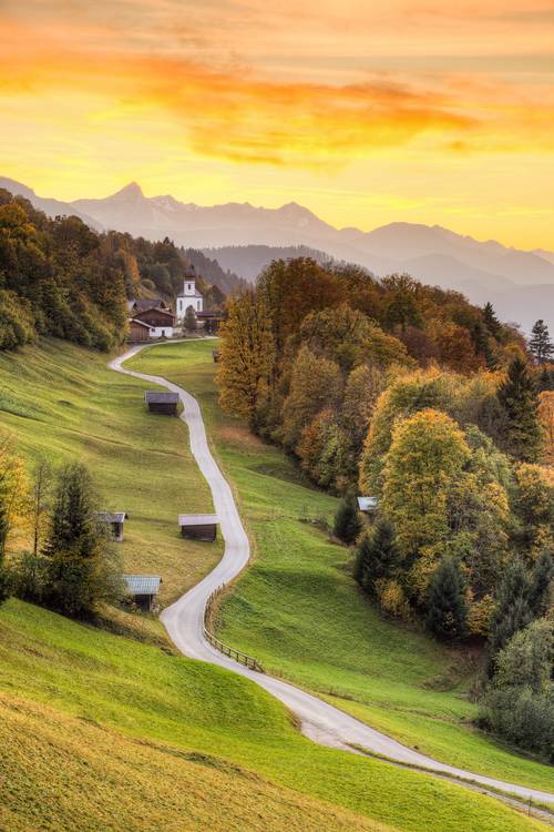 Herbst in Wamberg bei Garmisch-Partenkirchen od Michael Valjak