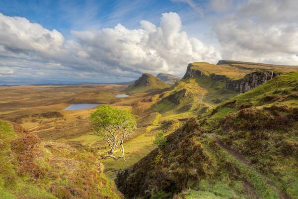 Quiraing auf der Isle of Skye in Schottland od Michael Valjak