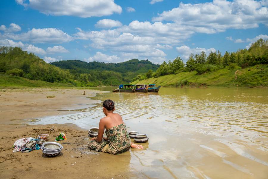Leben am Fluss in Bangladesch, Asien od Miro May