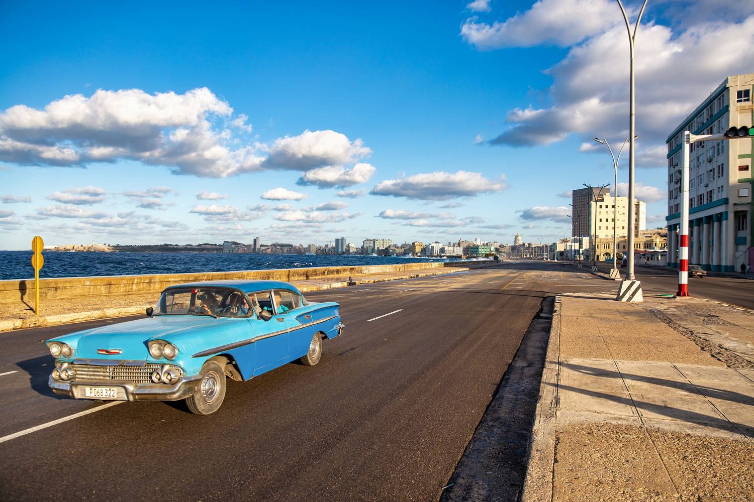 Oldtimer auf dem Malecon in Havana, Cuba od Miro May