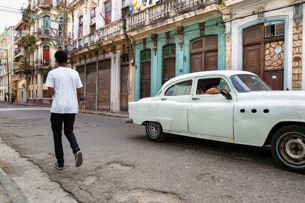 Street in Old Havana, Cuba. Kuba, Havanna od Miro May
