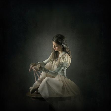 Iranian Dancer
