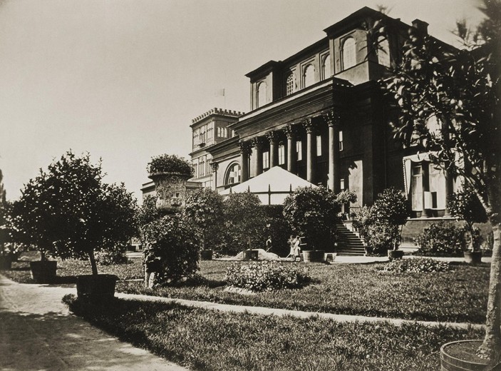 The Paskevich Residence in Gomel od Mose Bianchi