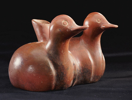 A Colima Effigy Vessel Of A  Twin Pair Of Flat-Billed Ducks Joined Together With A Central Cylindric od 