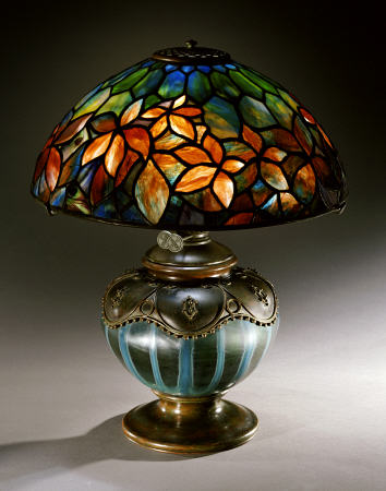 A Fine ''Woodbine'' Leaded Glass, Bronze And Blown Glass Table Lamp od 