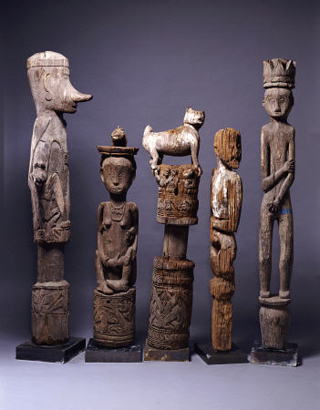 A Group Of Dayak Hampatong Carvings od 