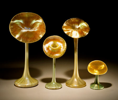 A Group Of Quezal Iridized Glass `Lily'' Vases od 
