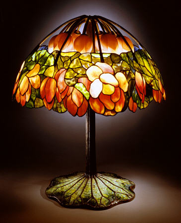 A Leaded Glass, Bronze And Mosaic ''Lotus'' Lamp By Tiffany Studios, Circa 1900-1910 od 