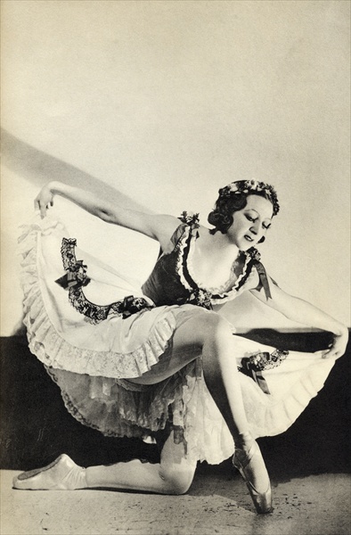 Aleksandra Dionisyevna Danilova, from ''Footnotes to the Ballet'', published 1938 (b/w photo)  od 