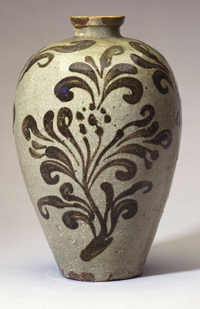An Iron Brown Decorated Celadon Maebyong od 