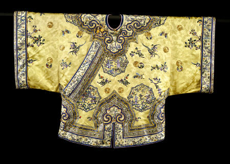 A Pale Yellow Ground Silk Embroidered Jacket od 