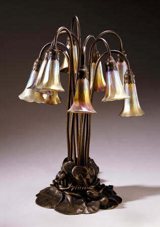 A Ten Light Favrile Glass And Gilt-Bronze Table Lamp By Tiffany Studios od 