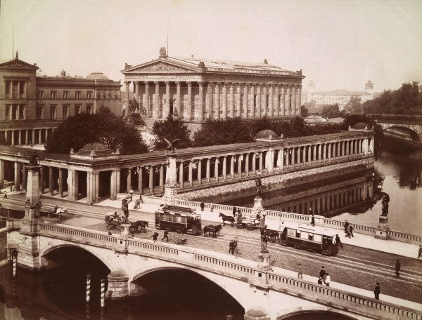 Berlin, Alte Nationalgalerie / Foto 1900 od 