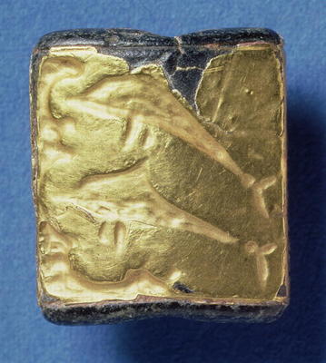 Dolphins Sealstone, Crete, Middle Minoan, c.1800-1700 BC (gold) od 