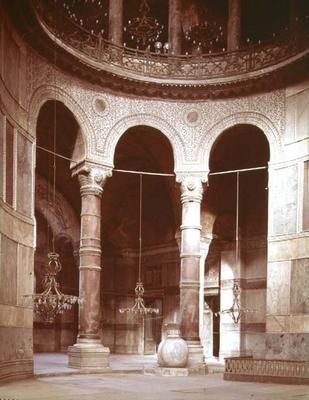 Interior of the basilica showing the Imperial Gallery, the first span of the left hand nave with the od 