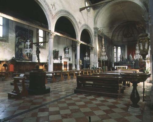 Interior view of the choir and presbytery (photo) od 