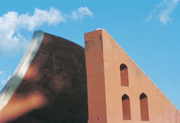 Jantar Mantar astronomical observatory (photo)  od 