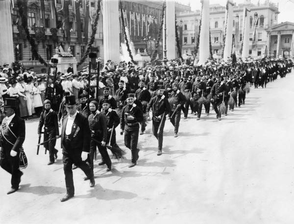 Chimney sweep procession / Berlin / 1913 od 