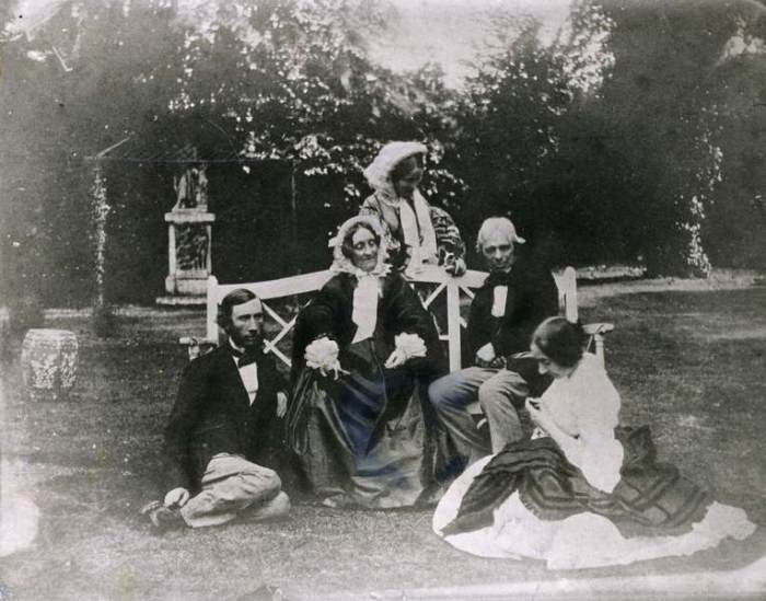 Michael Faraday (1791-1867) with his Niece Jane and John Tyndall (1820-93) 1858 (b/w photo)  od 
