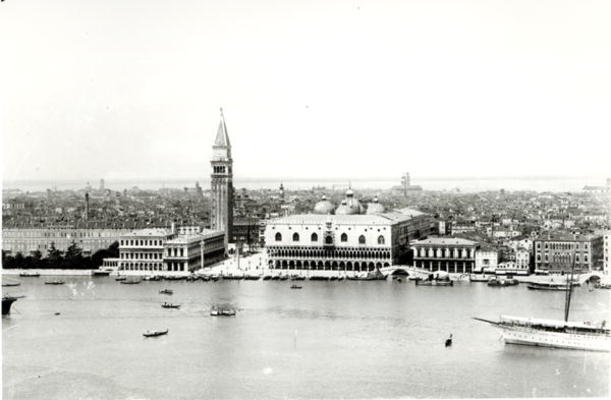 Panoramic view of the pier from the tower of San Giorgio Maggiore (b/w photo) od 