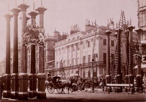 Park Lane being decorated for Queen Victoria's Diamond Jubilee, 1897 (sepia photo) od 