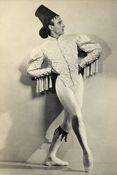 Sir Anton Dolin, from ''Footnotes to the Ballet'', published 1938 (b/w photo)  od 