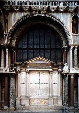 South facing portal and wall of the Zeno chapel, built for Cardinal Giovanni Battista Zena, 1504-22
