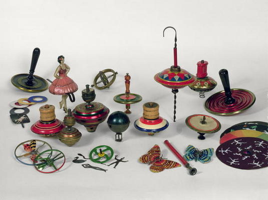 Spinning tops, humming tops and optical tops, 1890-1950 od 