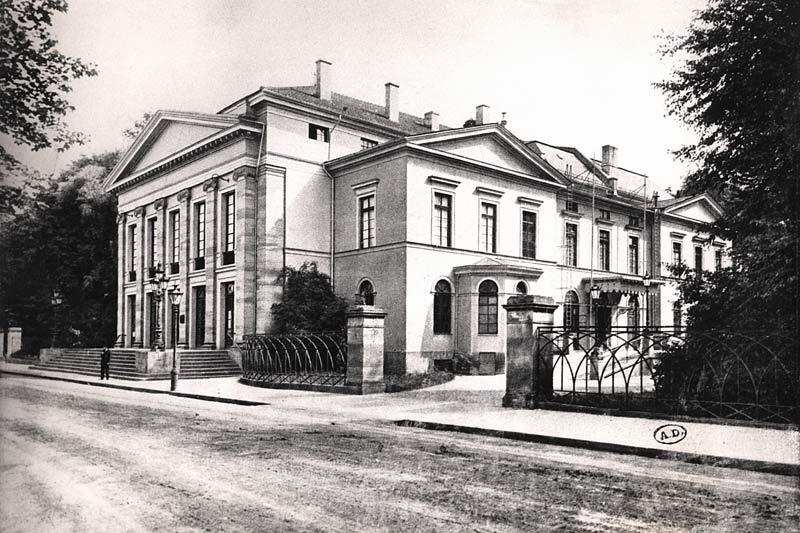The Meiningen Court Theatre, Munich, c.1900 (b/w photo)  od 