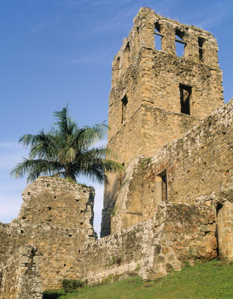 The cathedral ruins (photo)  od 