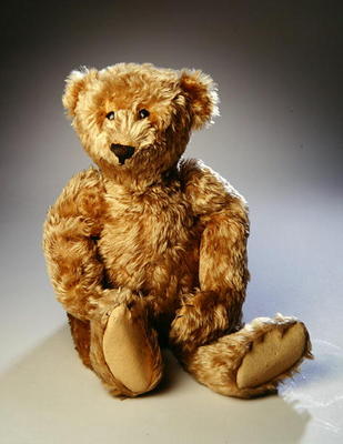 Teddy bear, from America or Europe, c.1906 (angora plush & sawdust stuffing) od 
