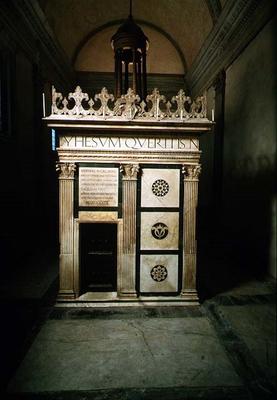 Tomb modelled on the Sanctuary of the Holy Sepulchre in the Rucellai Chapel, by Leon Battista Albert od 
