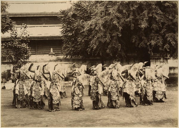 Veiled dancers at Mandalay, Burma, late 19th century (albumen print) (b/w photo)  od 
