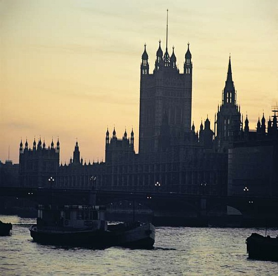 View of the Houses of Parliament, from the south bank of the River Thames od 