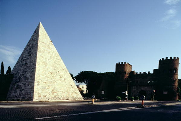 View of the pyramid, Roman, 3rd century AD (photo) od 