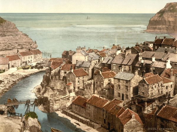 Whitby, Staithes od 