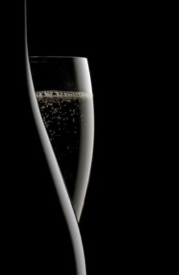 Champagner - Flasche und Glas od Oliver Digeon Von Monteton