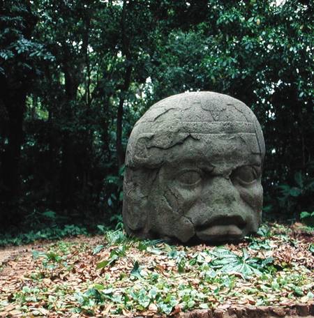 Colossal Head 26, Pre-Classic Period od Olmec