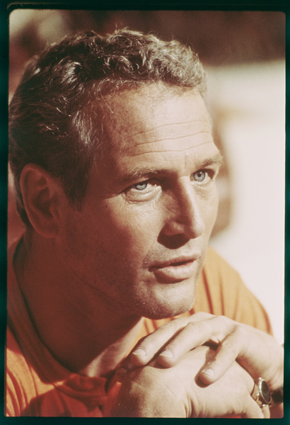 Paul Newman on the set of The Towering Inferno od Orlando Suero