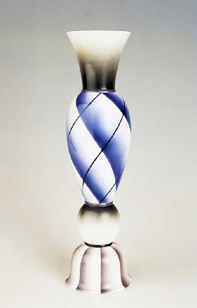Vase, made by Keramos V H. Austria, 1923-1924