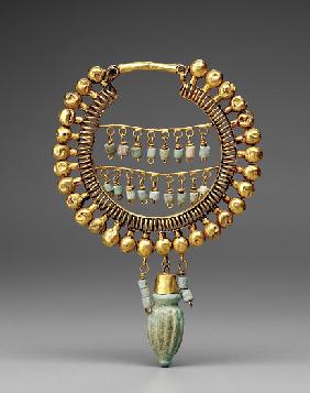 Earring, 550-330 BC