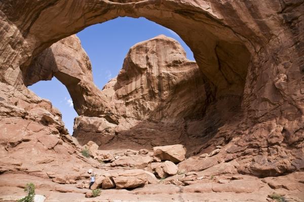 Double Arch Arches National Park Utah US od Peter Mautsch