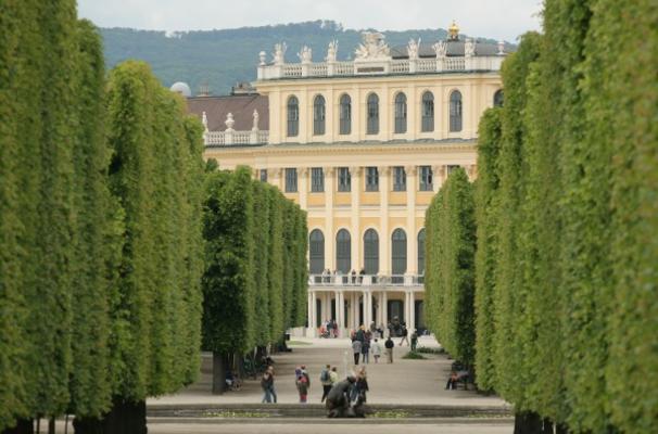 Wien, Schloss Schönbrunn, Park od Peter Wienerroither